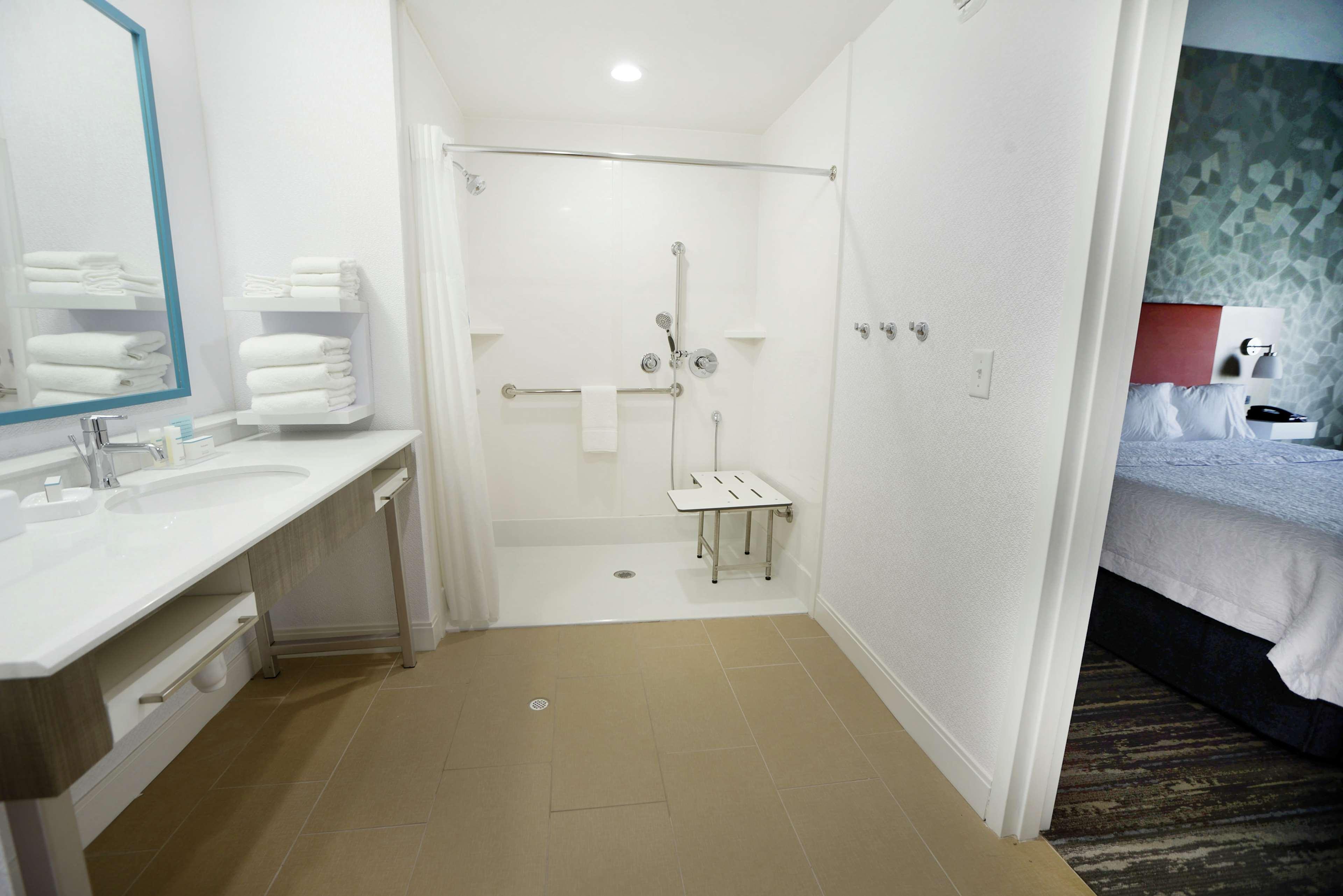 Hampton & City/quail Springs 3*