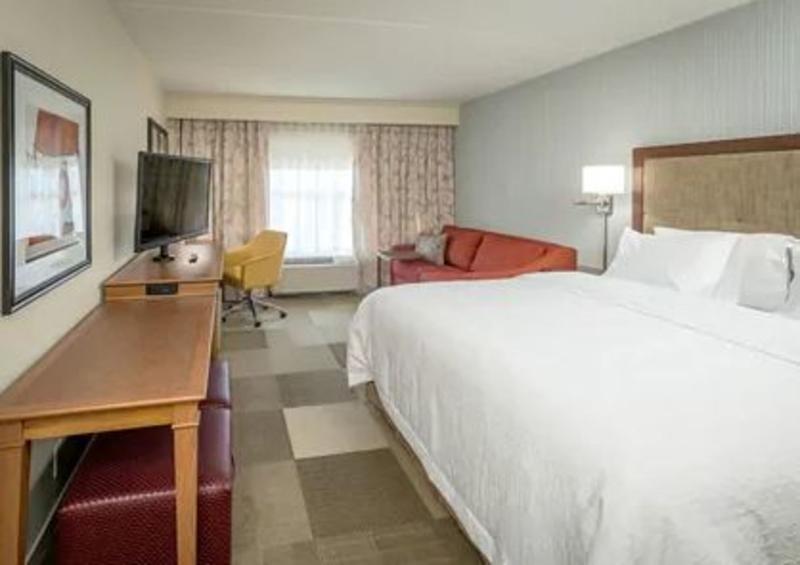 Hotel Hampton & City/quail Springs 3*
